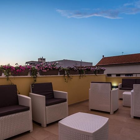 Th Collection Rooms Oristano Exterior foto